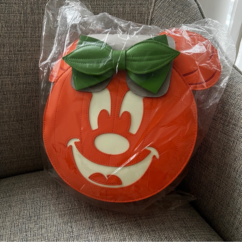 Loungefly Minnie Mouse Halloween pumpkin mini backpack